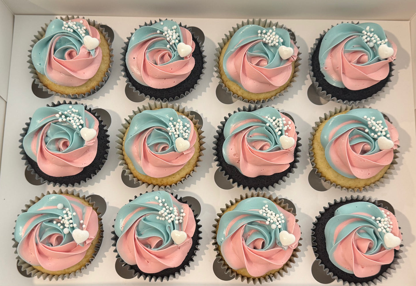 Gender reveal cupcakes