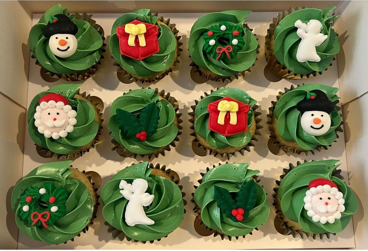 Christmas mini cupcakes x24